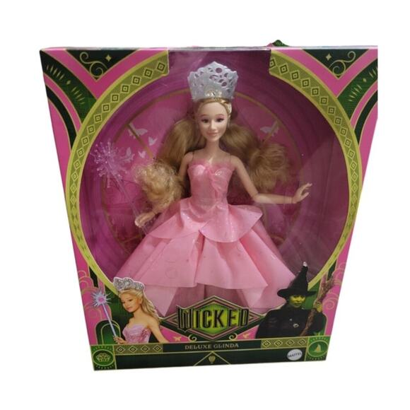 Wicked DELUXE GLINDA AND DELUXE ELPHABA Doll Wicked‎ com URL MISPRINT ERROR NEW - Picture 7 of 8